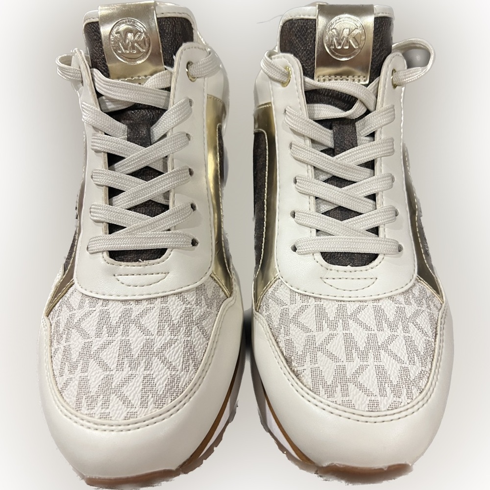 Michael Kors Maddy Two-Tone Logo Trainer Lace Up Sneakers Gold Trim.